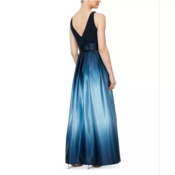 Women's clothing (565) - Picture 2 of 8